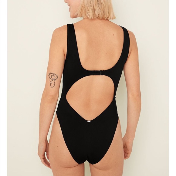 NWT Victoria’s Secret VS PINK ONE-PIECE Swim Suit - Picture 2 of 4